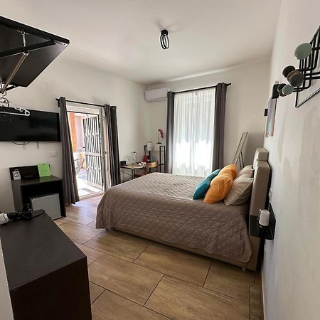 Zeta Rooms Caserta Zewnętrze zdjęcie