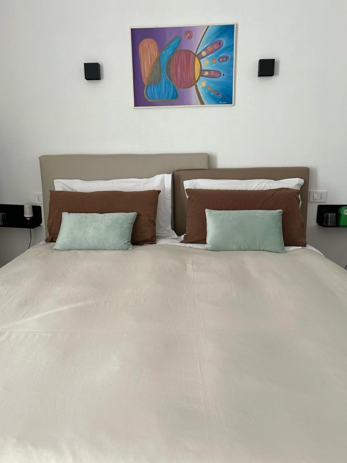 Zeta Rooms Caserta Zewnętrze zdjęcie