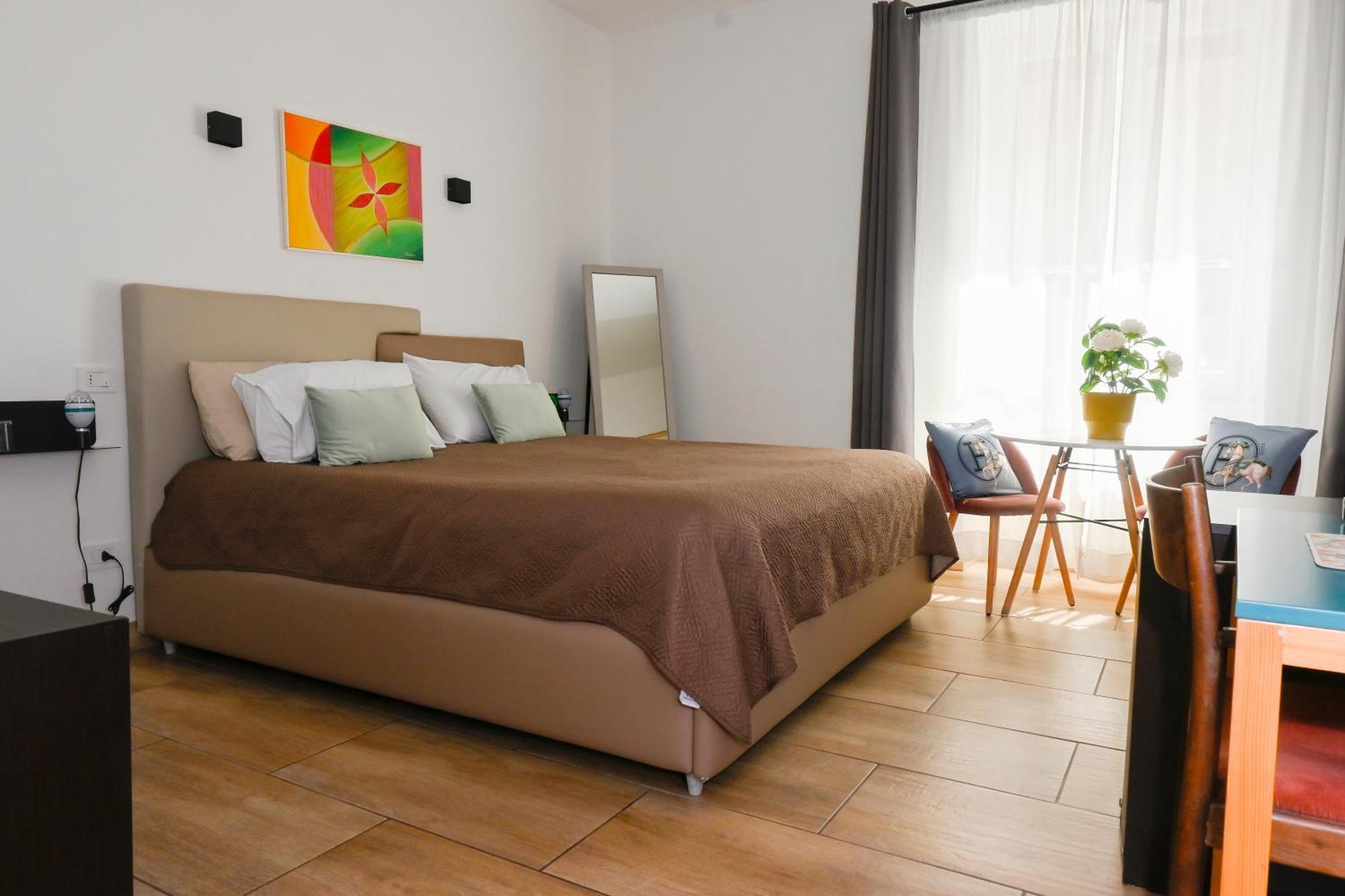 Zeta Rooms Caserta Zewnętrze zdjęcie